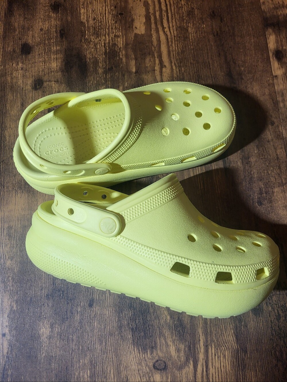 Platform Crocs